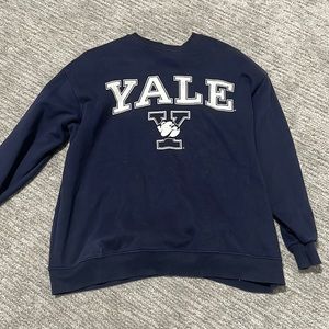yale sweater